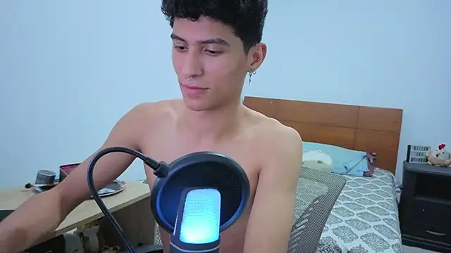 LuClawthorne_ Chat XXX in diretta