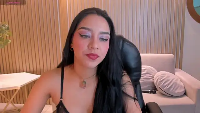 AmaliaCrus Chat XXX live