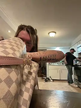 Онлайн чат XXX lexymarie