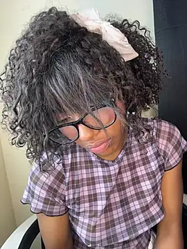 Pokazy przed kamerką – Morena_fire