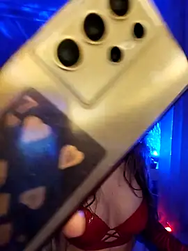 XXX chat uživo modela Luna_Kitanna