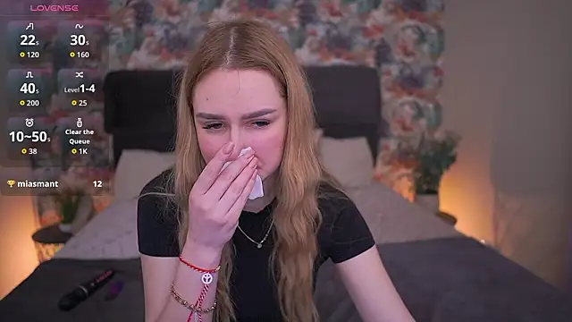 DivineJass Chat XXX in diretta