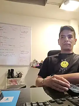 Chat +18 de Juann-cock ao vivo