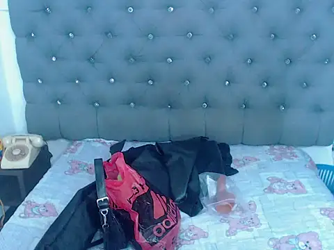 SashaBlondeLatin 라이브 XXX 채팅