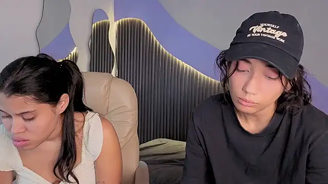 hot_little_bunny 라이브 XXX 채팅