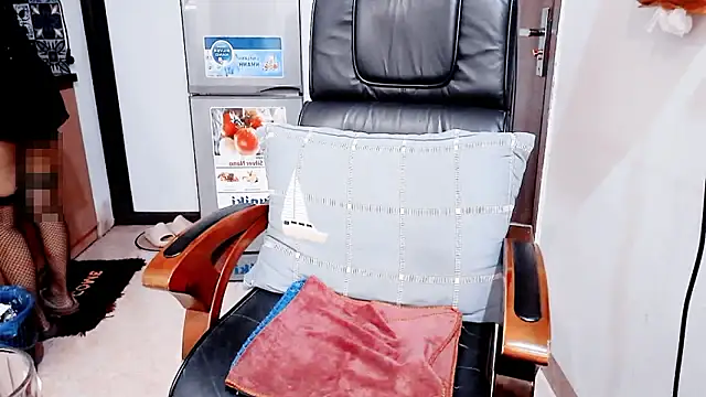 Онлайн чат XXX Miu-Le