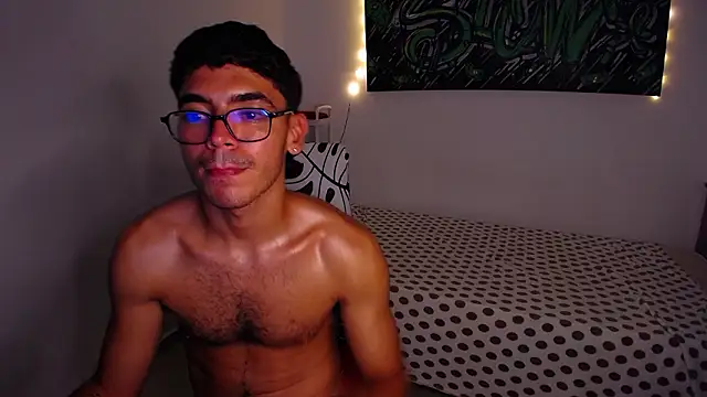 XXX chat uživo modela __TidalStormX