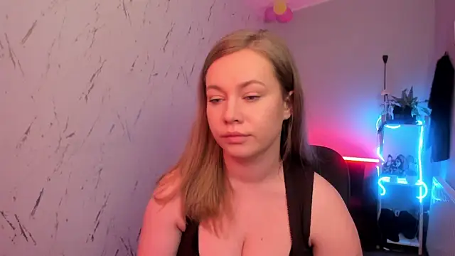 holly_xglam's Live XXX Chat