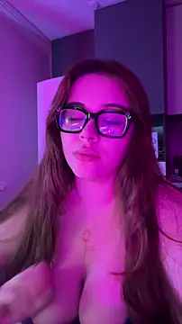 CutiePie3's Live XXX Chat