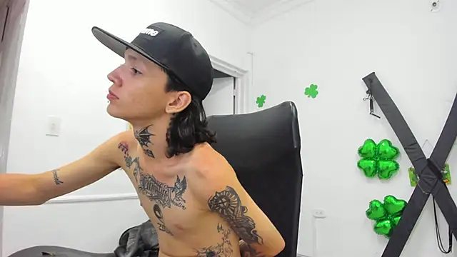 StraightBoy_Nick 在線直播表演