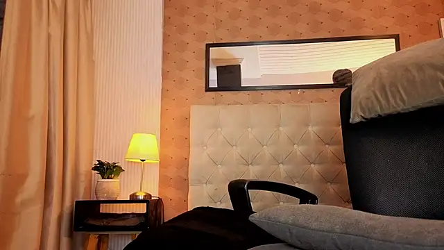 slim_tian 即時 XXX 聊天