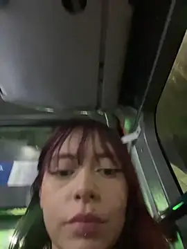 Chat XXX en directo de RojitasTeaseX_