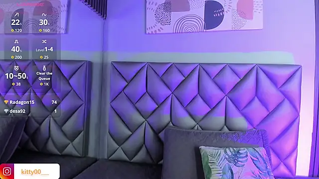 Kitty_Dollyy Adlı Modelin Canlı XXX Sohbeti