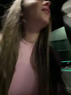 Chat XXX en directo de barbiehumpxxx