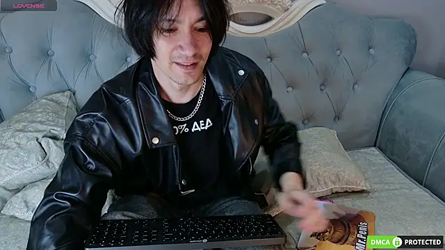 CalvinOwens Chat XXX in diretta