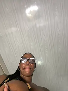 Bustykeyla's Live XXX Chat