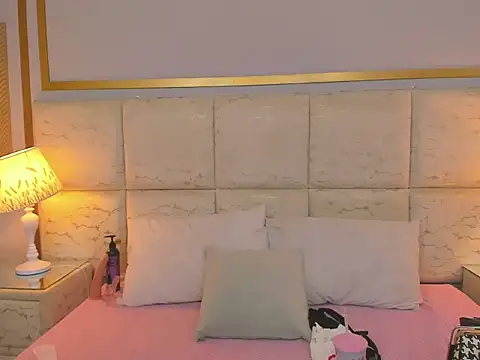 AliceeANDemma live XXX chat