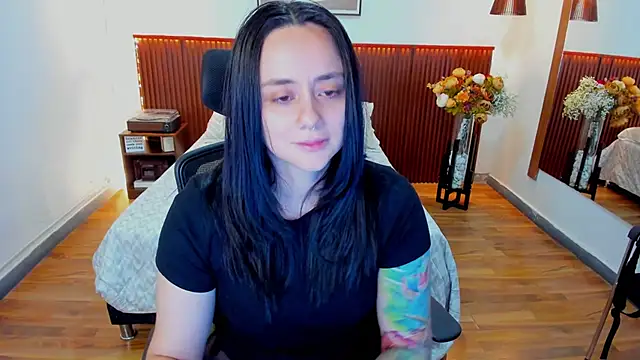 KatherineBond's Live XXX Chat