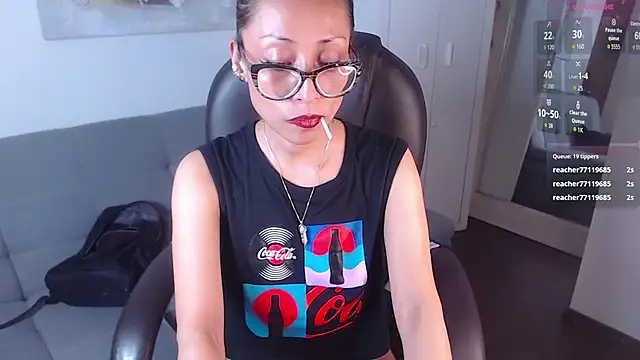 alexia_james_'s Live XXX Chat