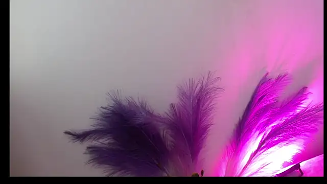 Queen_Rousee Adlı Modelin Canlı XXX Sohbeti