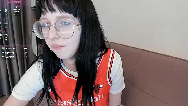 CosmicGleamn Live XXX chat