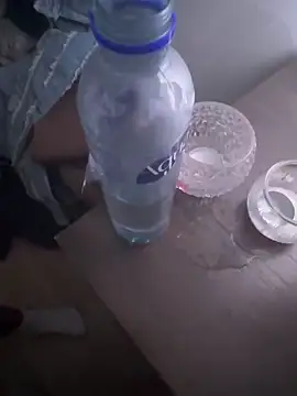 Redbreezy 即時 XXX 聊天