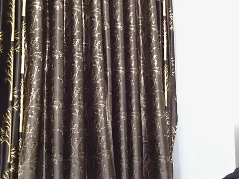 risu_00 Adlı Modelin Canlı XXX Sohbeti