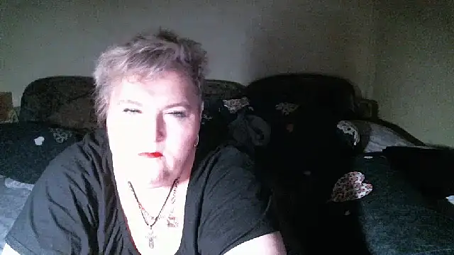 Chat +18 de Lana555 ao vivo