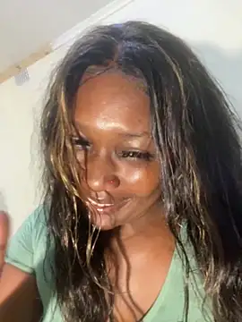 XXX chat uživo modela Cardiebae89