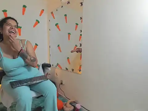 alexa-cooper- Adlı Modelin Canlı XXX Sohbeti