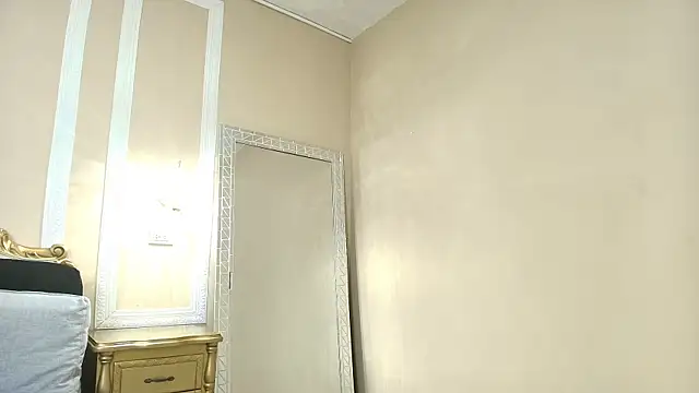 MayaBaker – Live XXX-chat