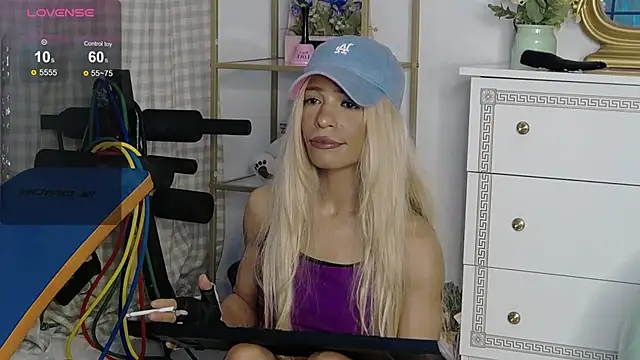 Czat XXX na żywo – SarahRaynex