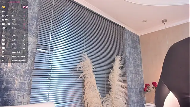 Chat +18 de NathalyLeen ao vivo