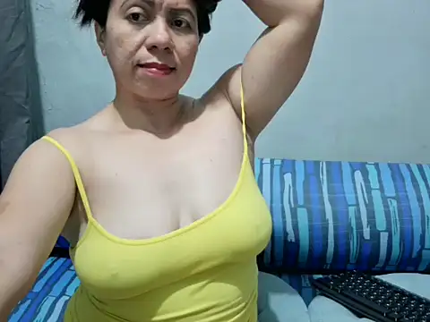 Webkamerová show xxxHoneyBee29