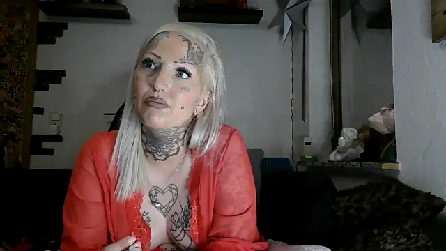 RoxxyInk Webcam-Show