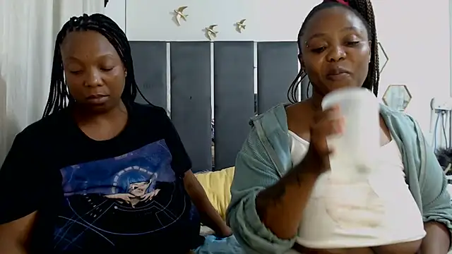 Show modela IceBellaCane313 na web-kameri