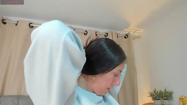 Sweet_Sammy_ Chat XXX live