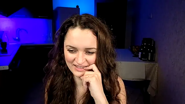 Chat +18 de Cerann1 ao vivo