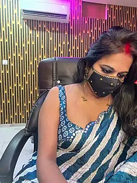 item_GirI Webcam show