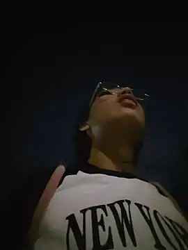 RoomExotic11's Live XXX Chat