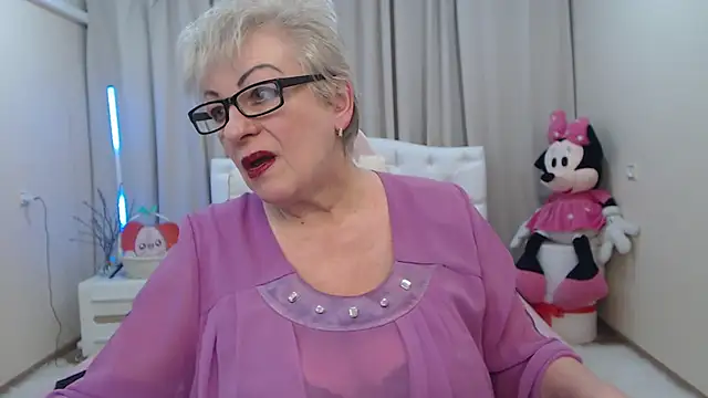 KayleSmoll 现场XXX聊天