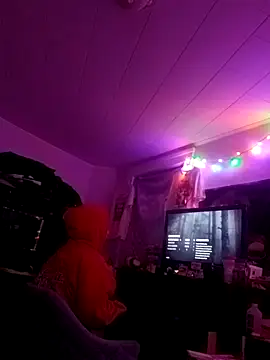 ChuckyyDee 在線直播表演