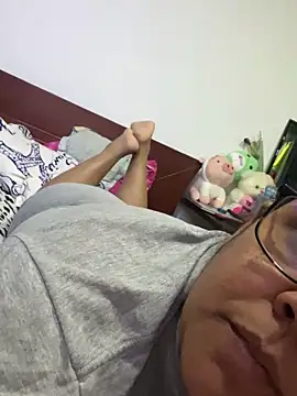 Carameloswing1 live XXX chat