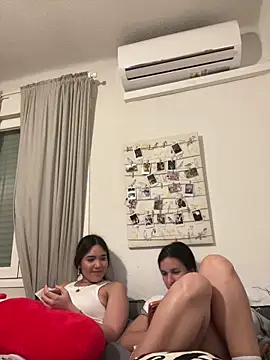 Genblan live XXX chat