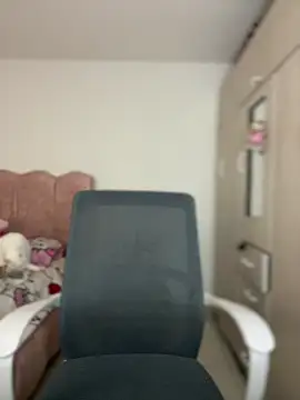 Chat +18 de Emmily_19 ao vivo