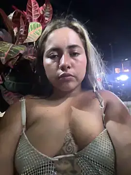 Moom_evil1177 现场XXX聊天