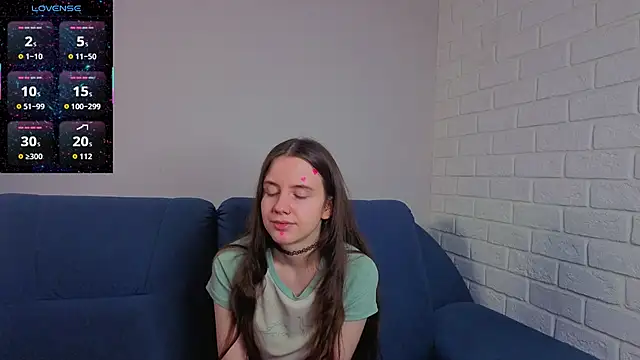 LucettaAdy's Live XXX Chat