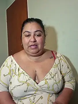 curvy_diva_ Show in webcam