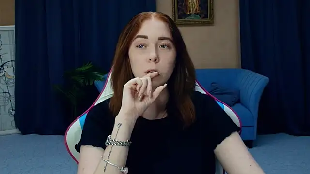 AddieOsler's Live XXX Chat