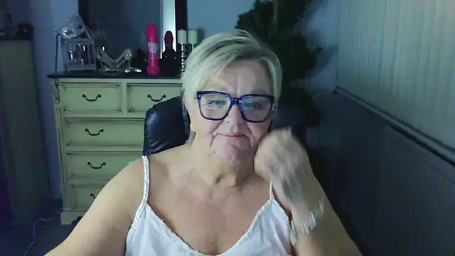 BridgetBlueEyes 现场XXX聊天